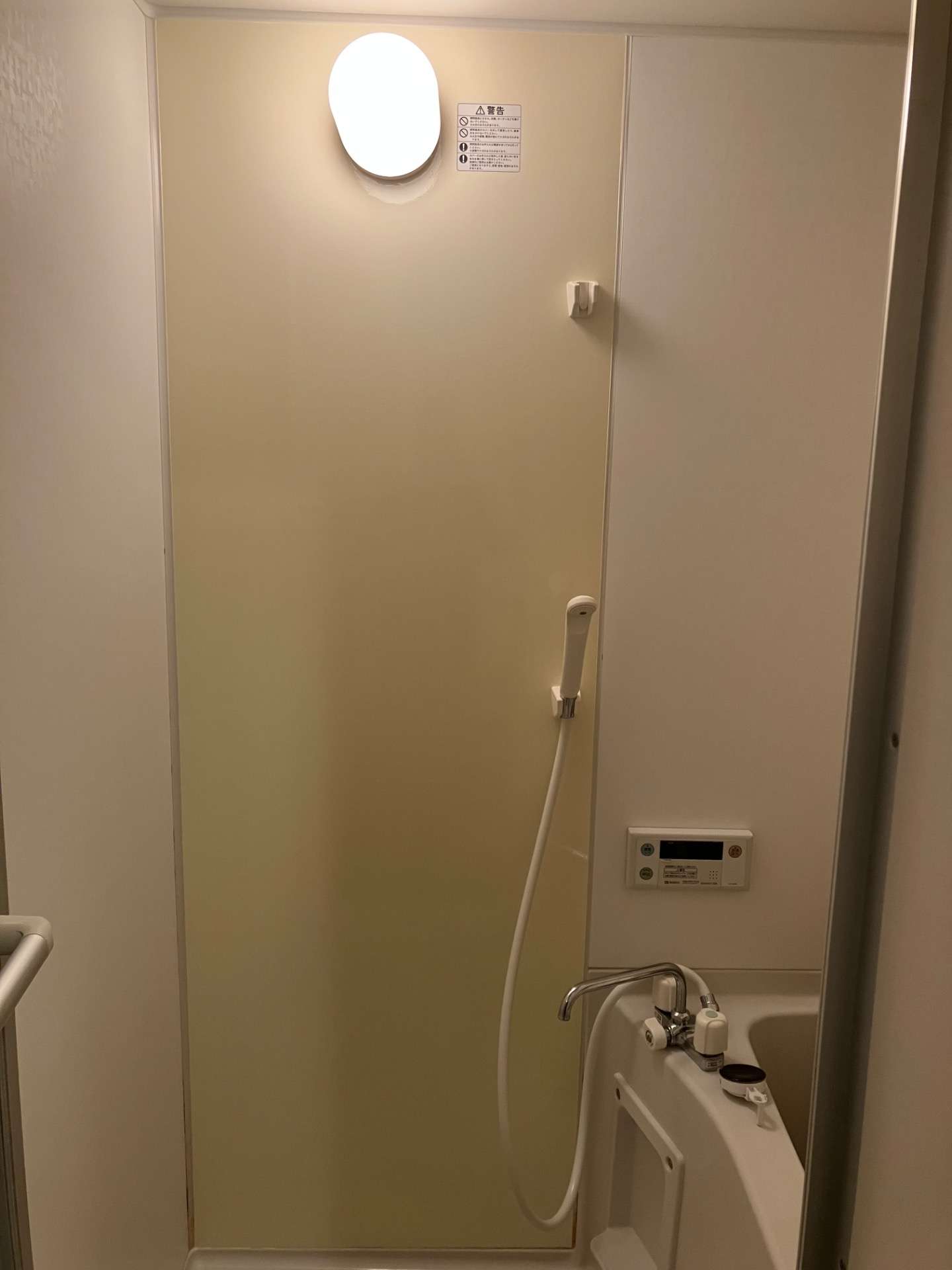 浴室壁塗装【小郡市 EN-BRIDGE（株）】