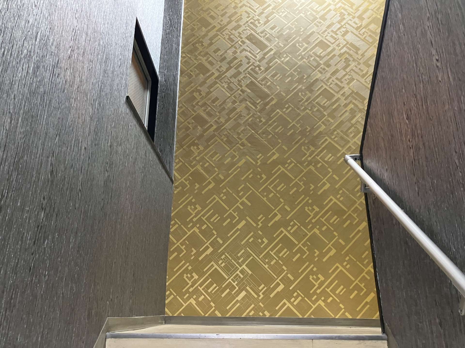 ビル階段室改装【小郡市 EN-BRIDGE(株)】